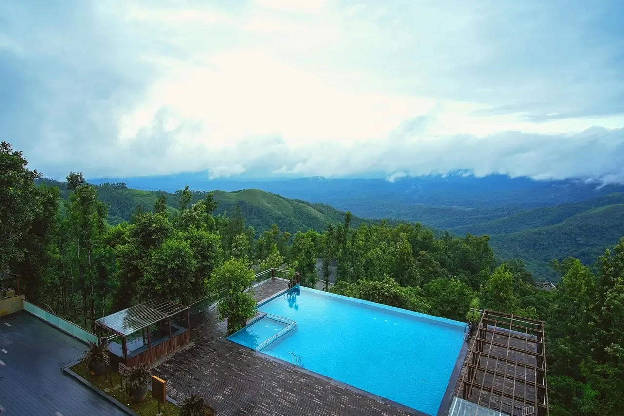 Trivik Hotels & Resorts, Chikmagalur: luxury suites above the clouds