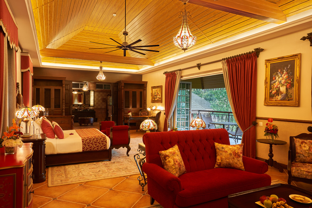 Grand Grove View Suite
