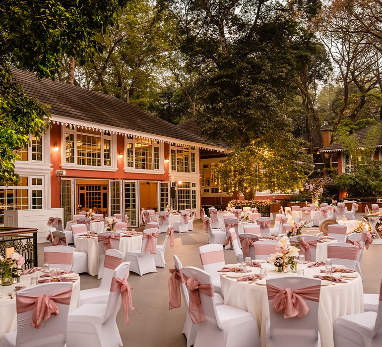 Queen's Court Terrace & outdoor venues