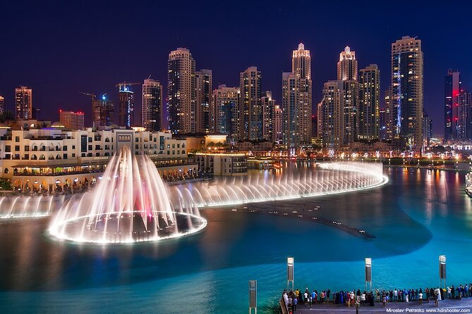 Dubai Fountain Show