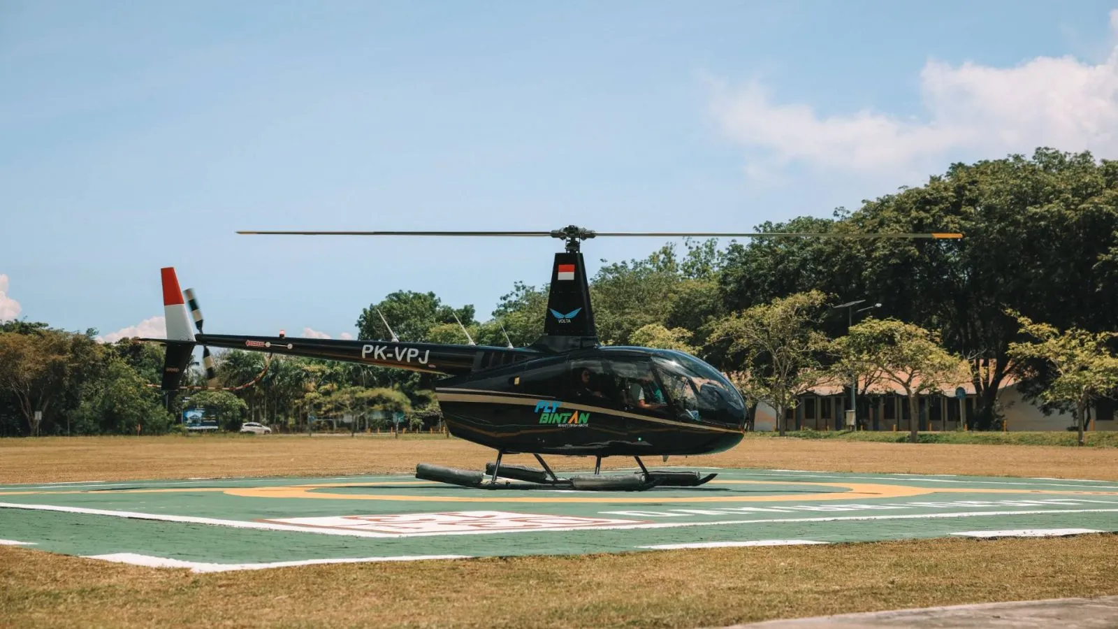 Helicopter Island Tour